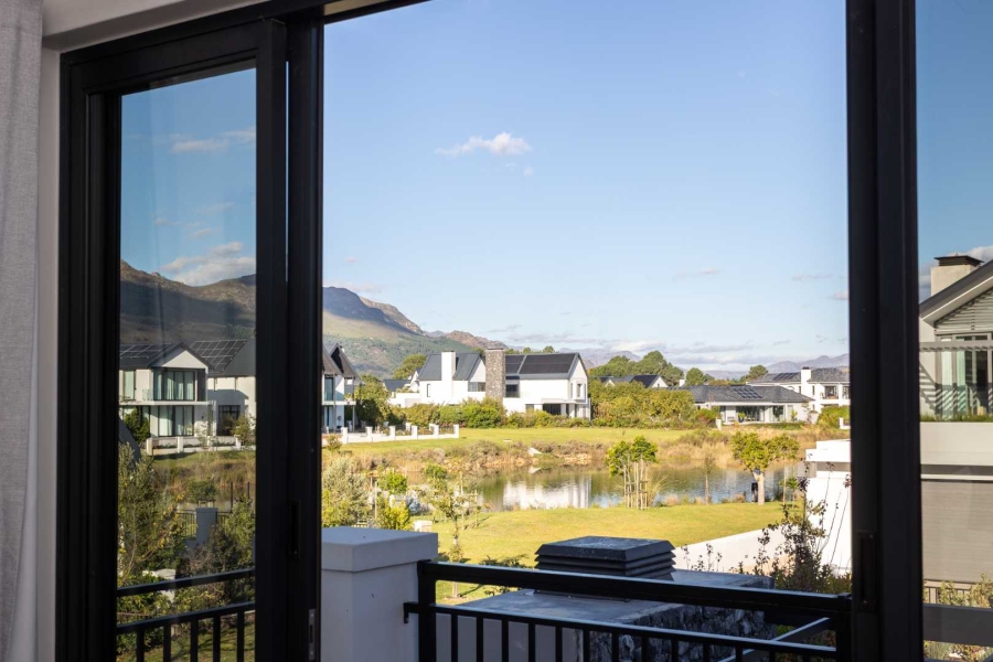 5 Bedroom Property for Sale in Val De Vie Estate Western Cape